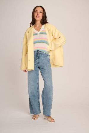  SOFT YELLOW