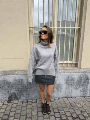 GREY