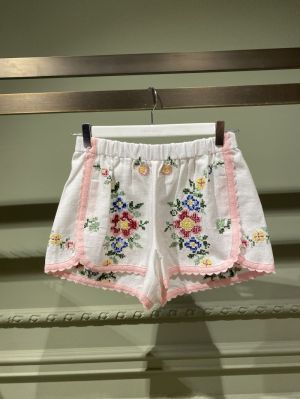  WHITE PINK