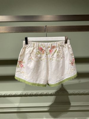  WHITE GREEN