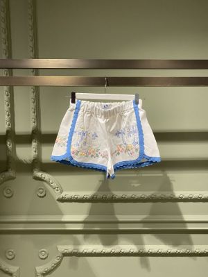  WHITE BLUE
