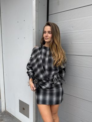  DARK