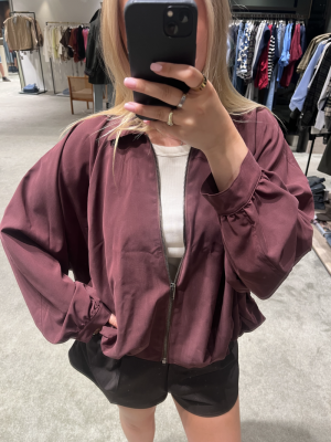  VINO
