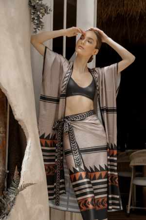  APACHE SARI