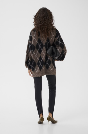 BLACK CHESTNUT